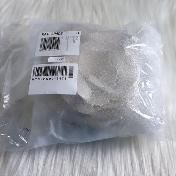 NWT Kate Spade Flora Patent Leather 3d Wristlet Purse - Picture 6 of 6